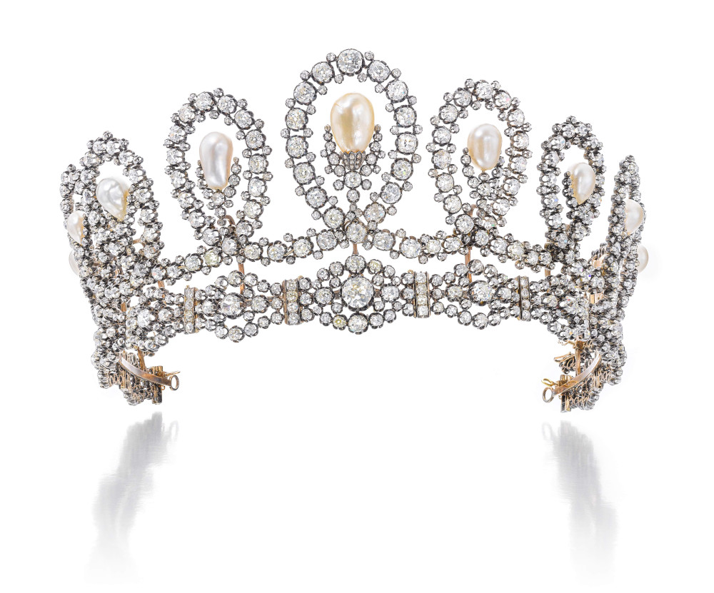 Italy royal family tiara auction by Sothebys
