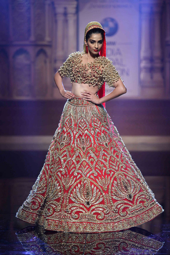 Indian Bridal Wear 2015 - Innovative Traditions