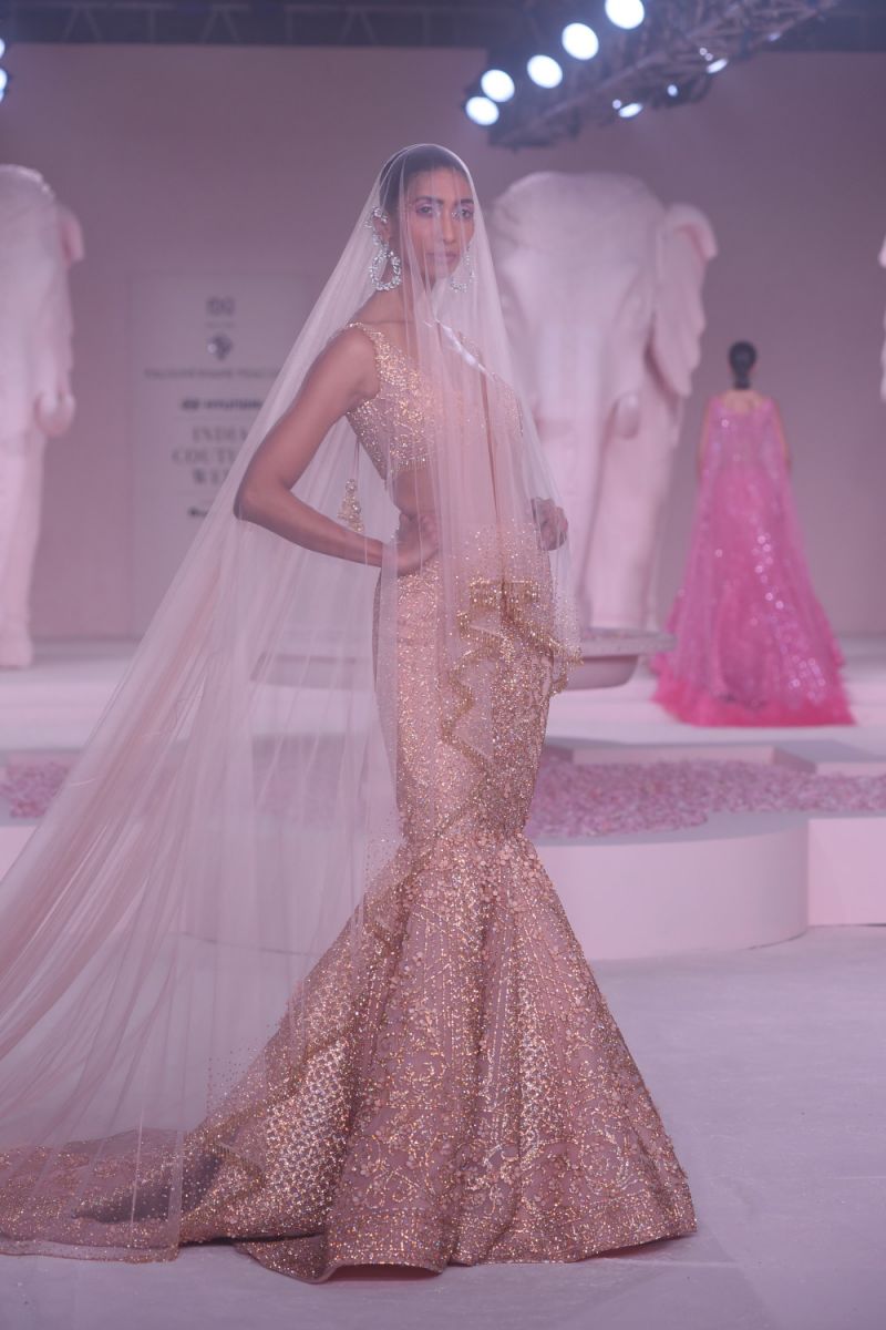 Falguni Shane Peacock India Couture Week 2023