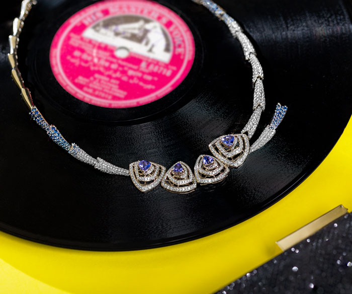 Zoya 6299 Hollywood Blvd Collection sapphire diamond necklace